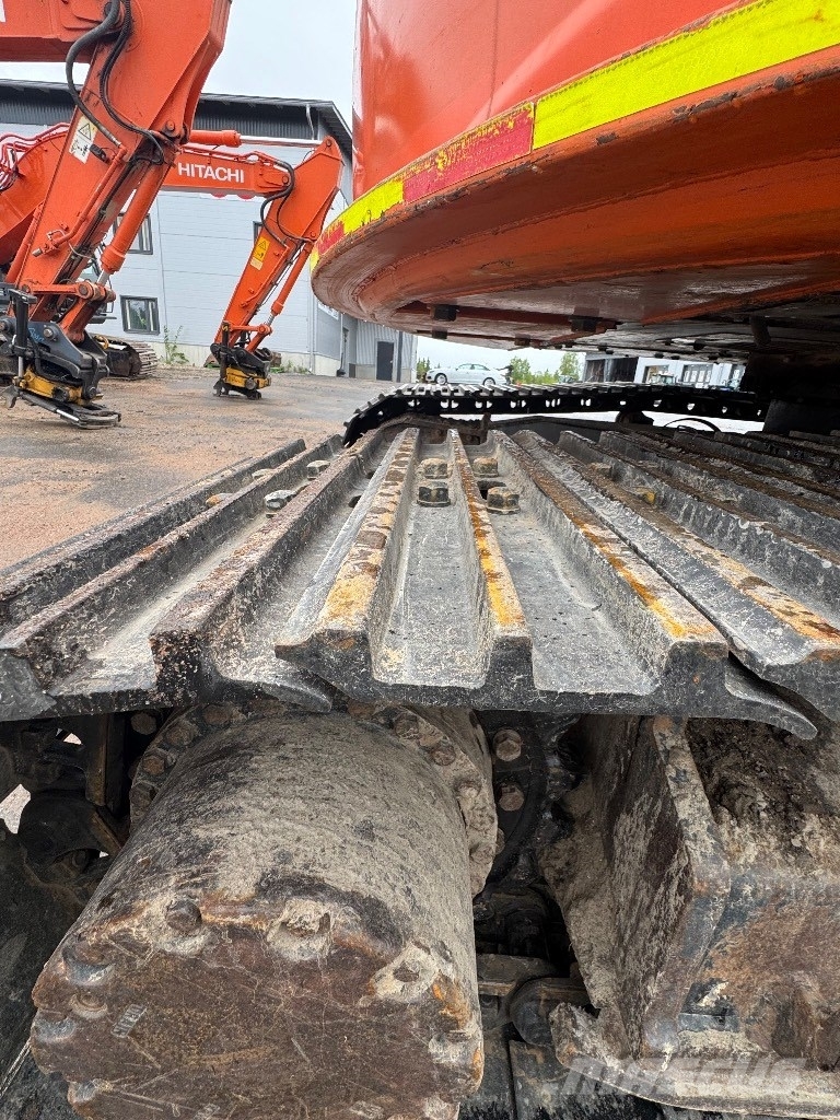 Hitachi ZX 225 US R LC-6 Верижен екскаватор