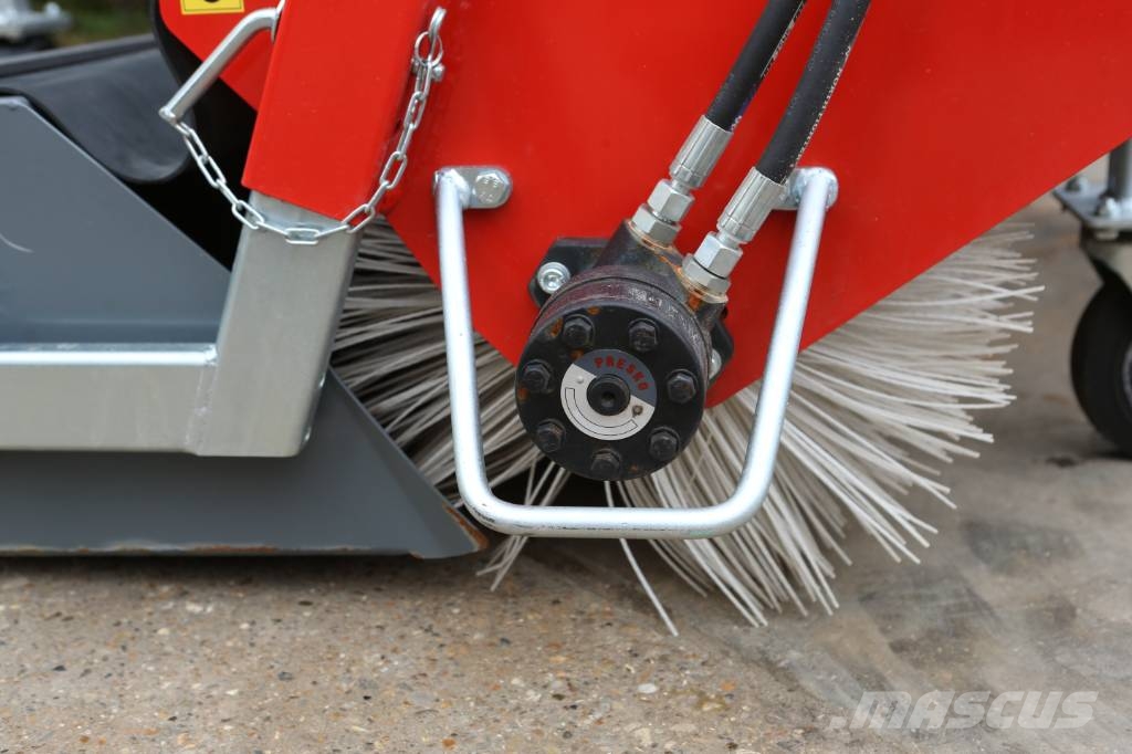 Hemach rolbezem | NIEUW | veegmachine incl. opvangbak Cepillos