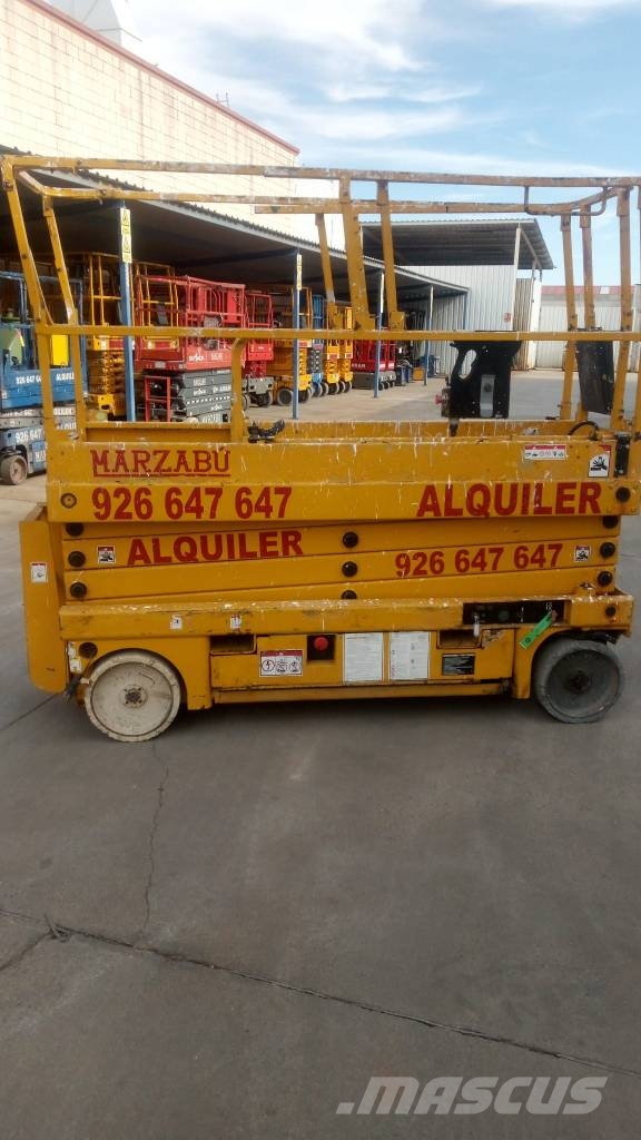 Haulotte Compact 10 Scheren-Arbeitsbühnen