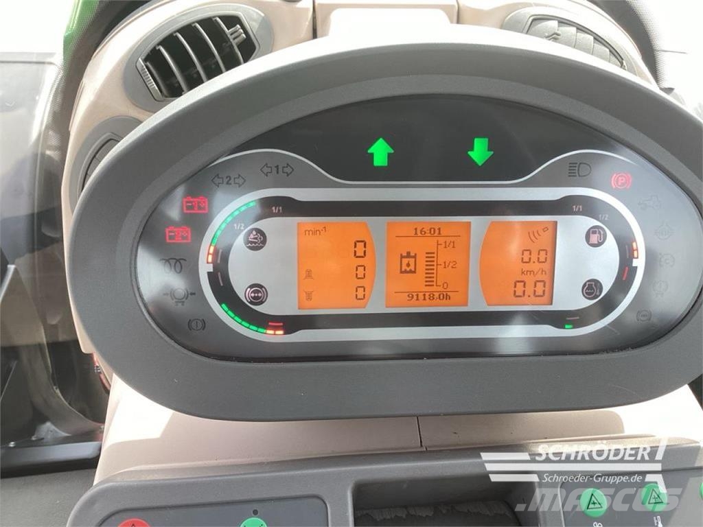 Fendt 828 VARIO S4 PROFI PLUS Τρακτέρ
