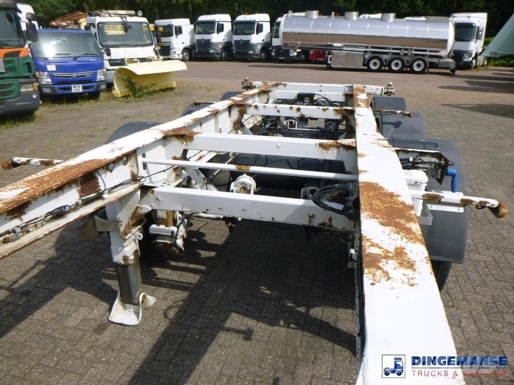 LAG 3-axle container trailer 20 ft Containerchassis