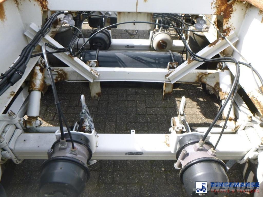 LAG 3-axle container trailer 20 ft Containerchassis