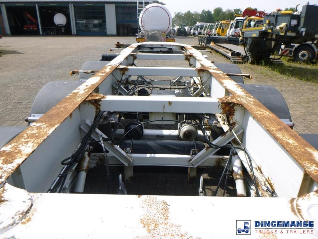 LAG 3-axle container trailer 20 ft Containerchassis
