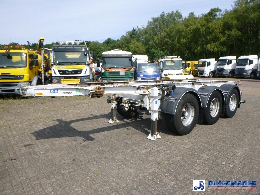 LAG 3-axle container trailer 20 ft Containerchassis