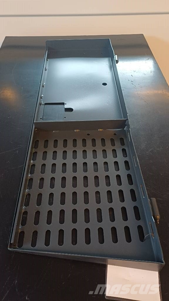 side cover Gremo 1050F ,Osłona boczna Gremo Cabines e interior