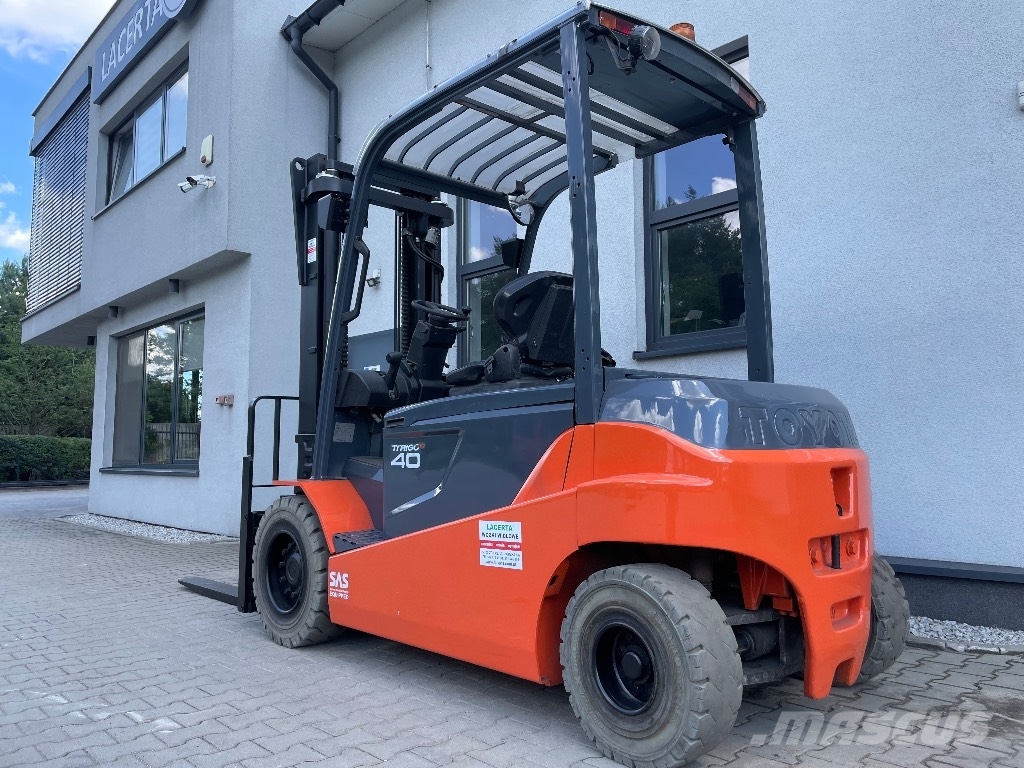 Toyota 8FBMT40 Электропогрузчики