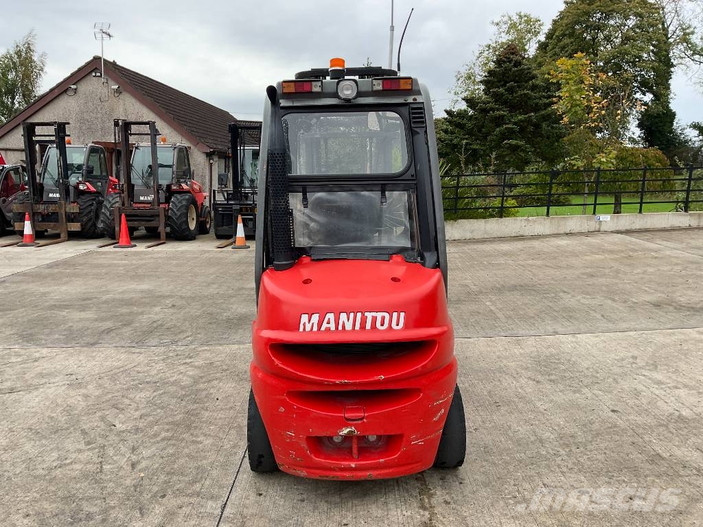 Manitou MI25D Diesel forklifts