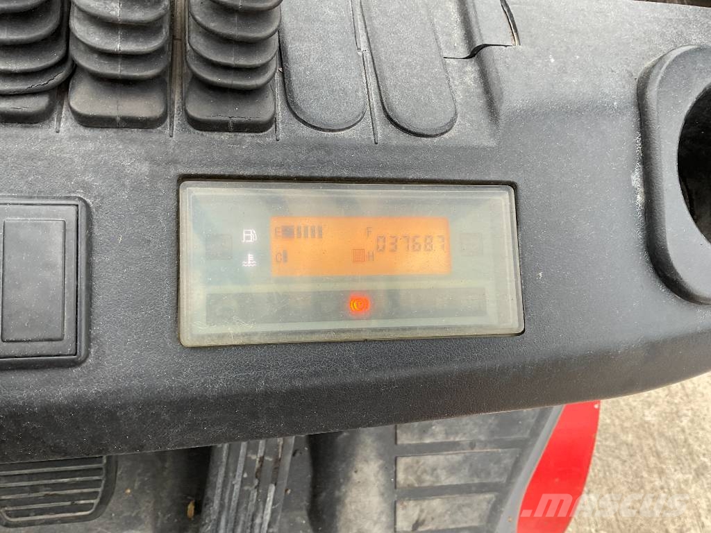 Manitou MI25D Diesel forklifts
