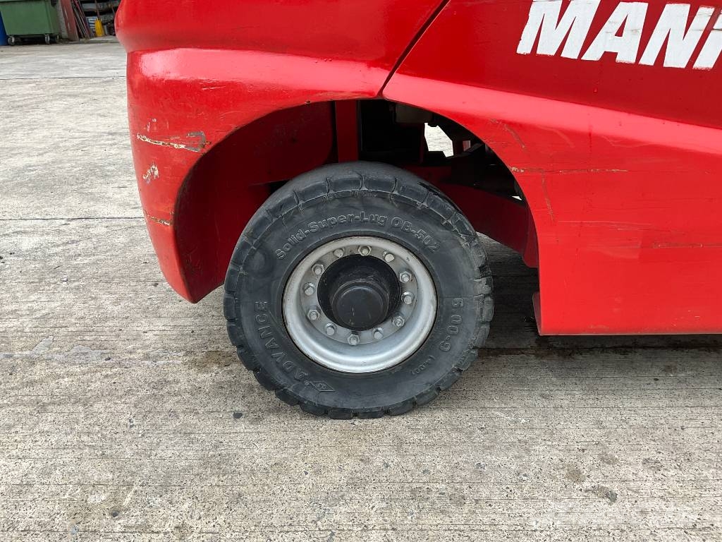 Manitou MI25D Diesel forklifts