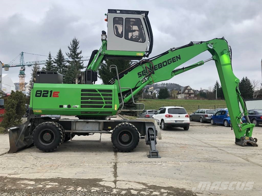 Sennebogen 821 (5.2/4.3) Bageri za manipuliranje materijalom / otpadom