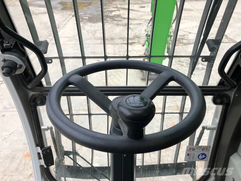 Sennebogen 821 (5.2/4.3) Bageri za manipuliranje materijalom / otpadom