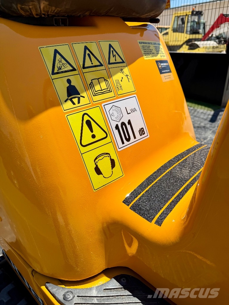 JCB 8008 CTS Mini ekskavatori < 7 t