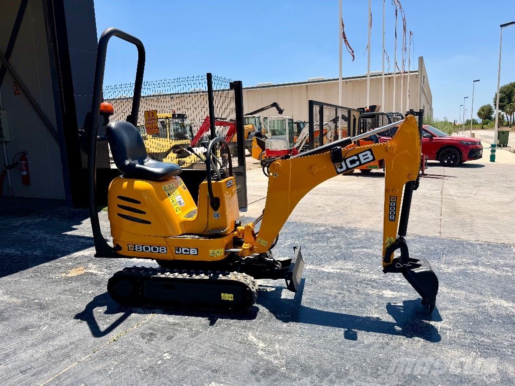 JCB 8008 CTS Mini ekskavatori < 7 t