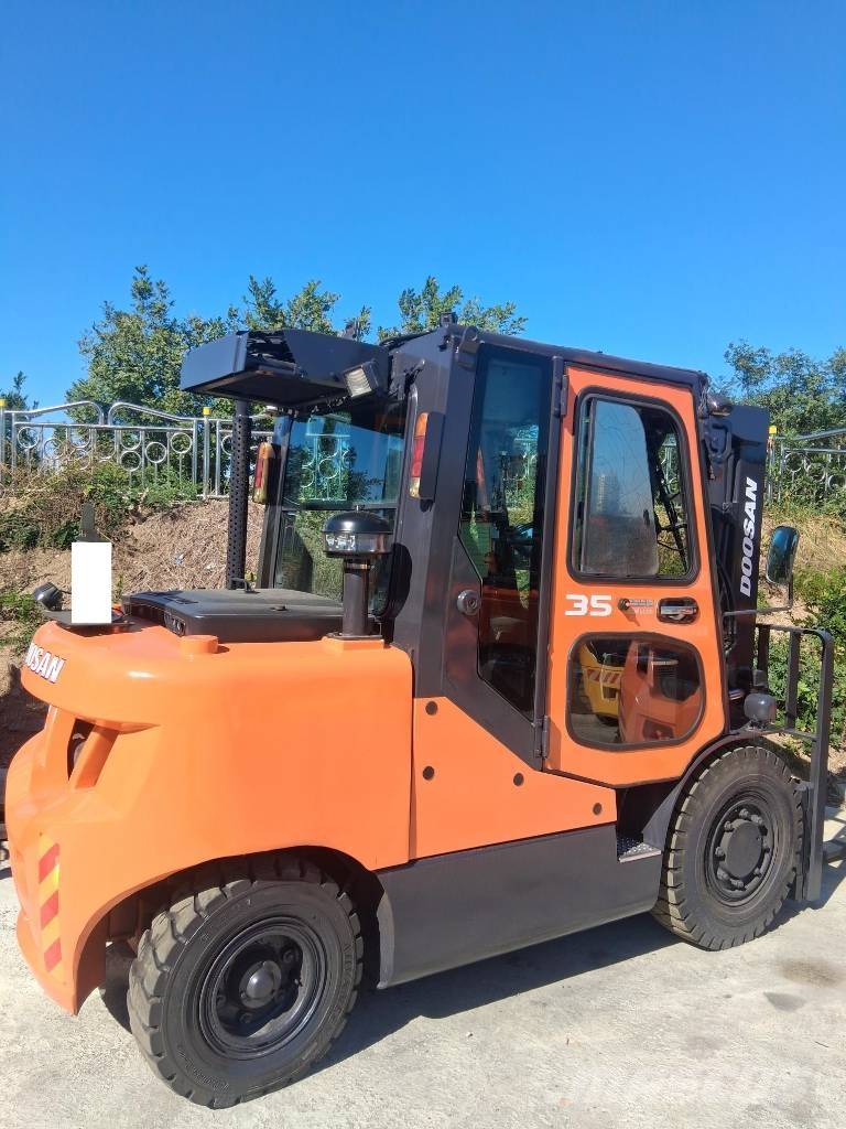 Doosan D35S-5 그 외 지게차