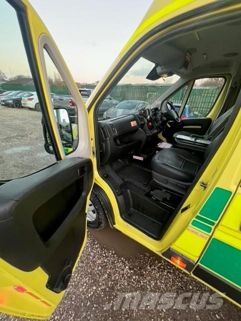 Fiat Ducato A&E Fiat Ducato A&E Box Body with Stryker P Sanitky
