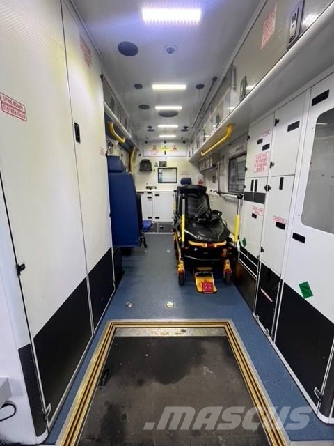 Fiat Ducato A&E Fiat Ducato A&E Box Body with Stryker P Sanitky