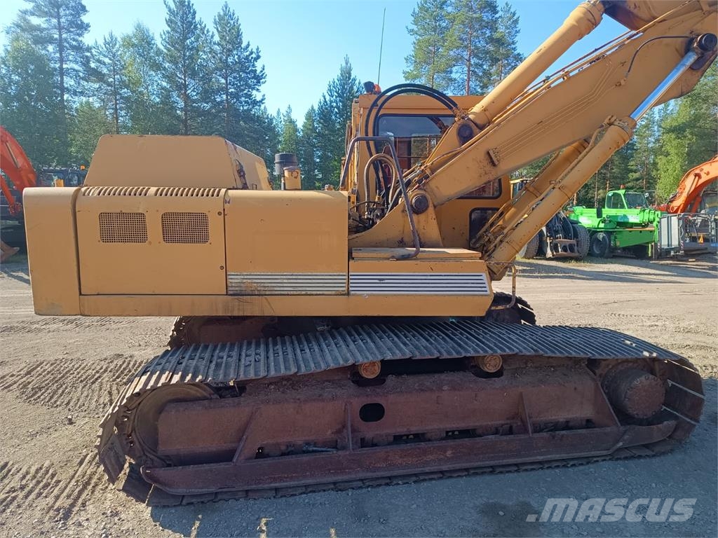 Fiat-Hitachi FH200T KALLISTUVA LUISKAKAUHA Paletli ekskavatörler