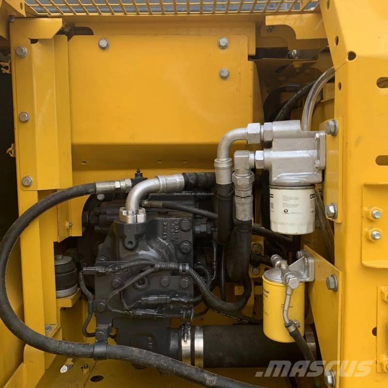 Komatsu PC 130 Εκσκαφείς με ερπύστριες