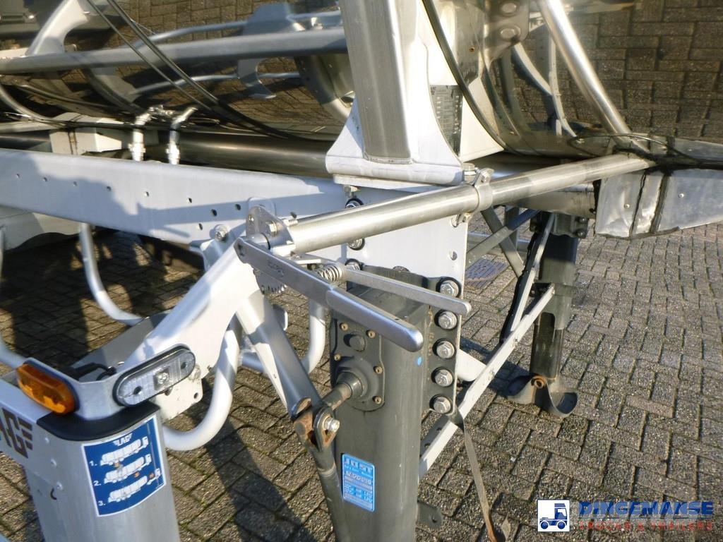 LAG Food tank inox 32m3 / 3 comp + pump + steam heatin Tankopleggers