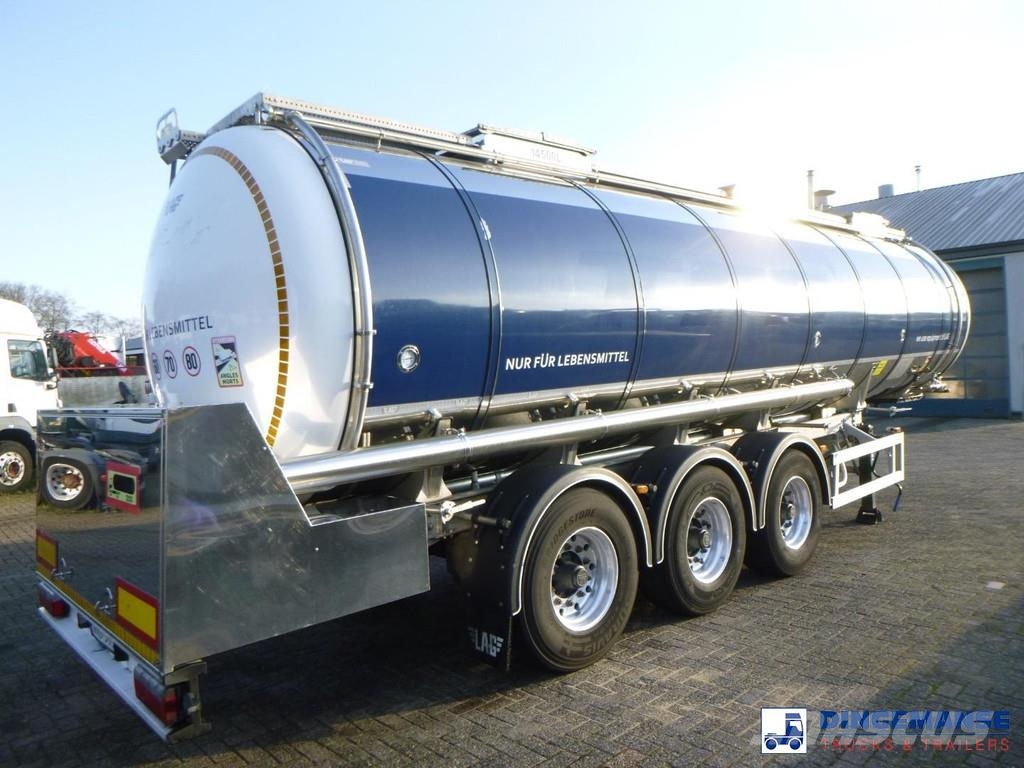 LAG Food tank inox 32m3 / 3 comp + pump + steam heatin Tankopleggers