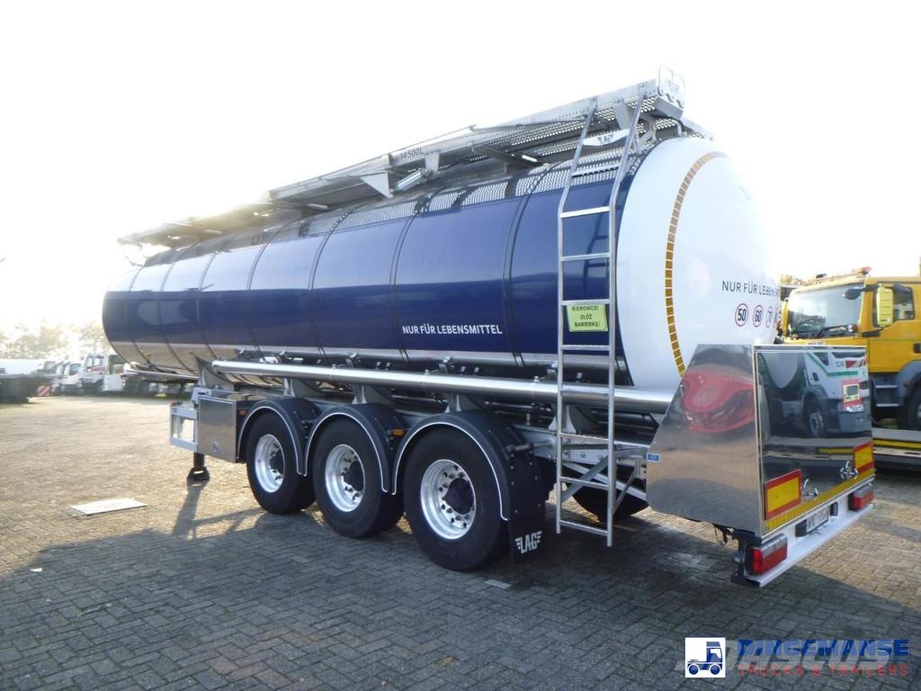 LAG Food tank inox 32m3 / 3 comp + pump + steam heatin Tankopleggers