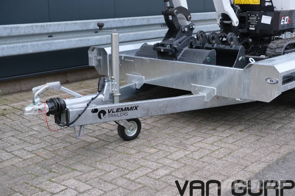 Bobcat E 10z | Inclusief machinetransporter Mini ekskavatori < 7 t
