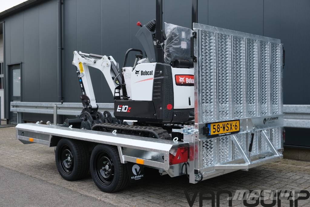 Bobcat E 10z | Inclusief machinetransporter Mini ekskavatori < 7 t