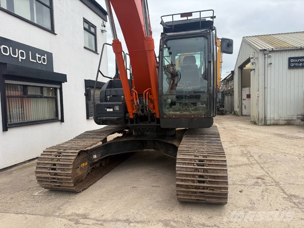 Hitachi ZX 210 LC-6 Gravemaskiner på larvebånd