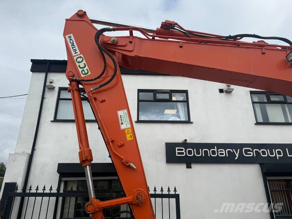 Hitachi ZX 210 LC-6 Gravemaskiner på larvebånd