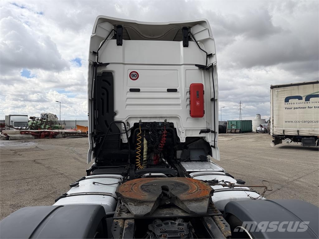 MAN TGX VIN 482 Prime Movers