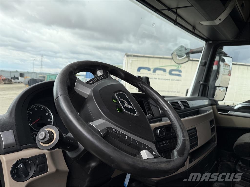 MAN TGX VIN 482 Prime Movers