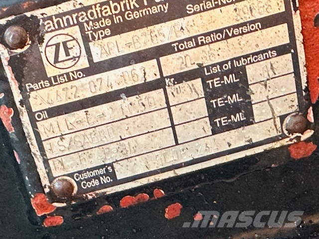 Liebherr A 900 ZW USED REAR AXLES ZF APL-B765 Осі