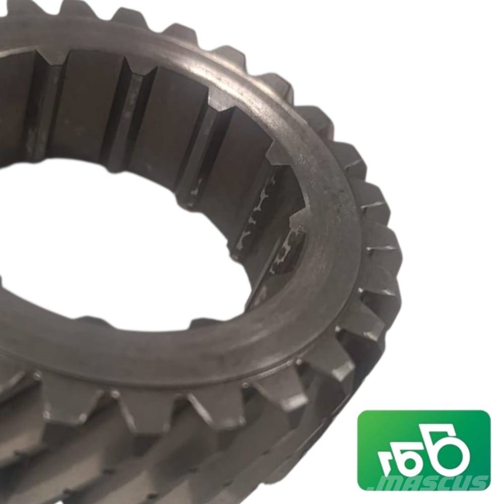 John Deere 6170M Gear PowrQuad™ Gearbox R159386 Podvozky a zavěšení kol