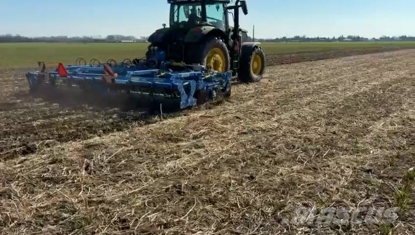 Farmet STRIP-TILL 8NS Beitelploeg