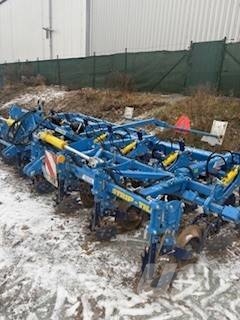 Farmet STRIP-TILL 8NS Beitelploeg