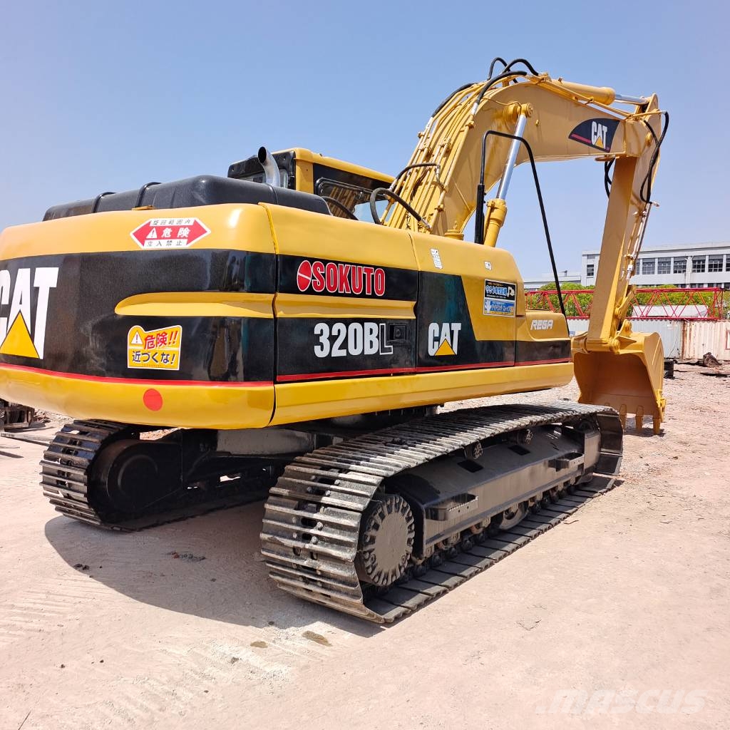 CAT 320 B L direct‑injection engine Kāpurķēžu ekskavatori