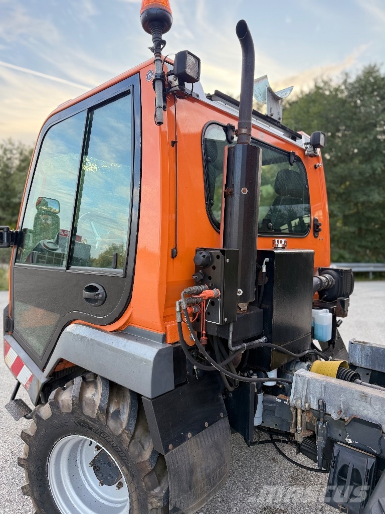 Lindner Unitrac 82 S Trattori