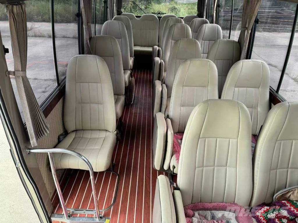 Toyota Coaster Bus Mikroautobusai