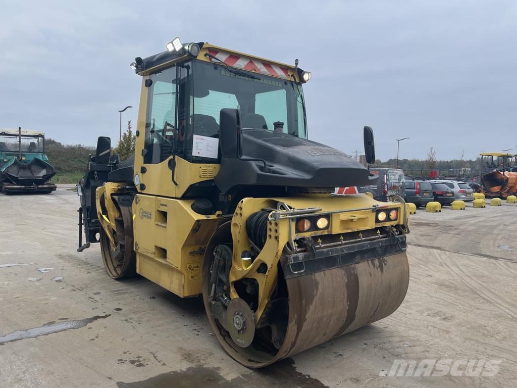 Bomag BW 174 AP-4 AM مداحل ثنائية الاسطوانة