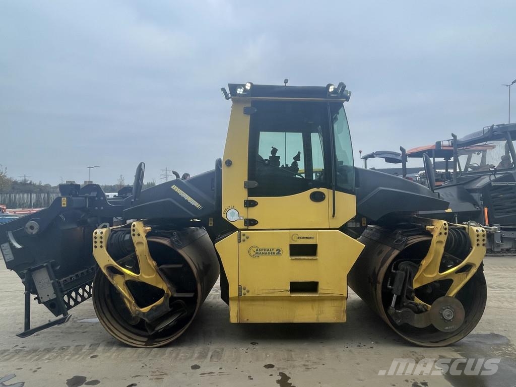 Bomag BW 174 AP-4 AM مداحل ثنائية الاسطوانة