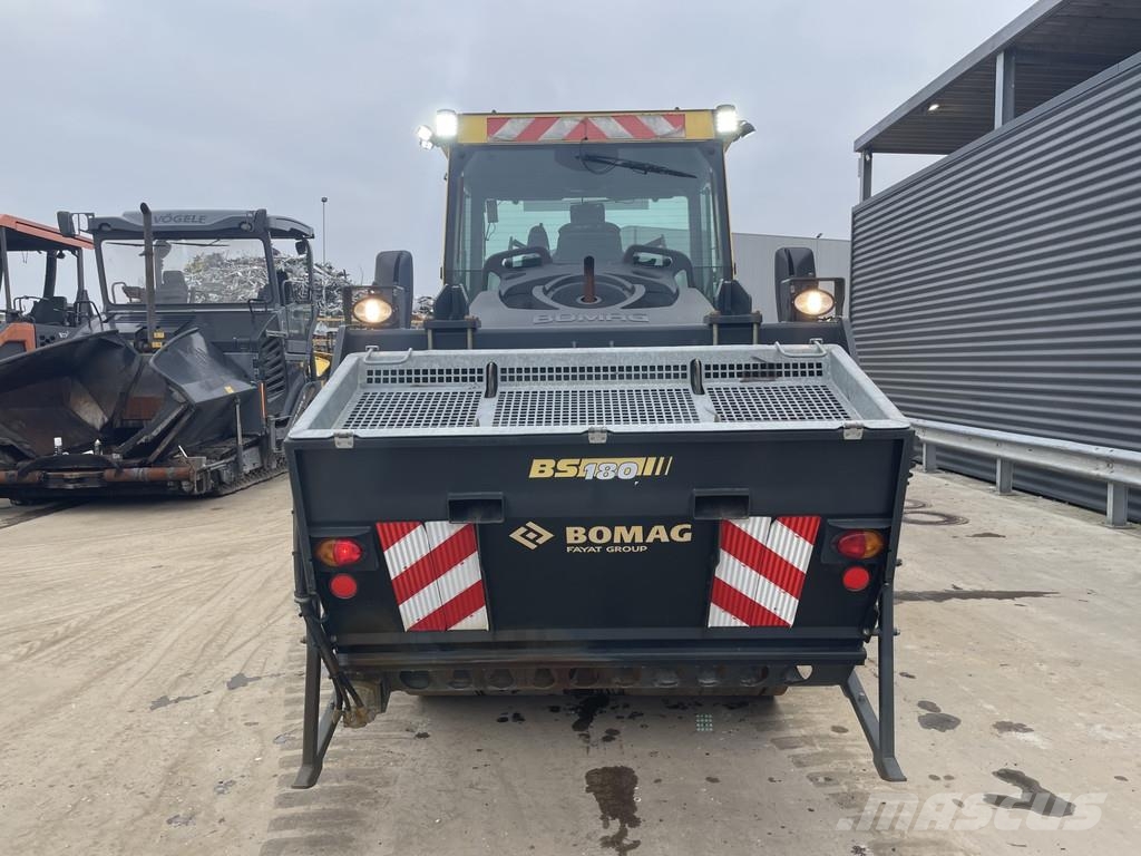 Bomag BW 174 AP-4 AM مداحل ثنائية الاسطوانة