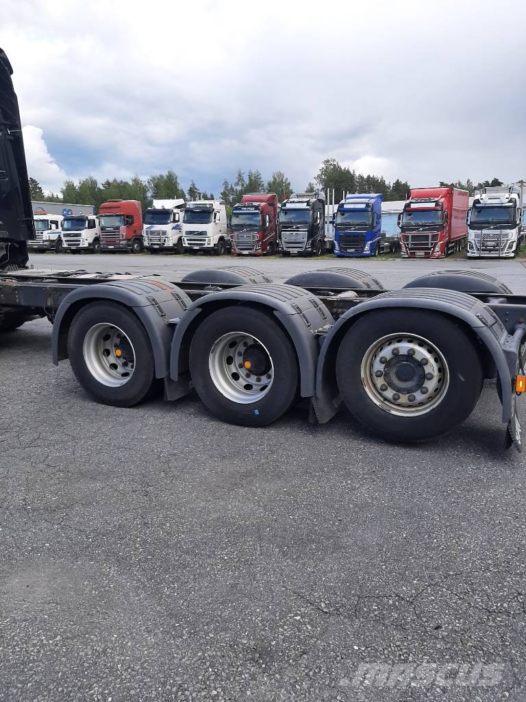 Scania R 730 Chassis Cab trucks