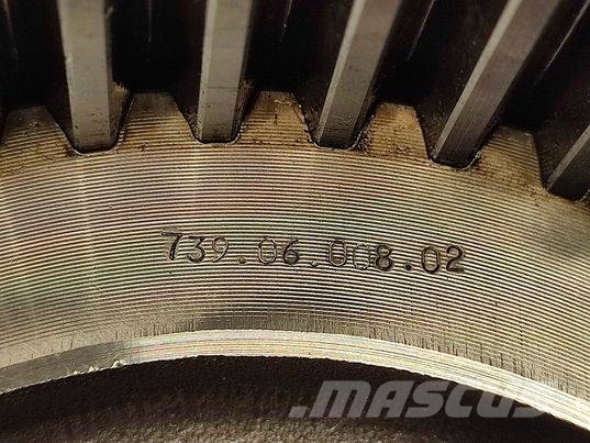 Manitou MLT 628 (739.06.008.02) portal axle Axles