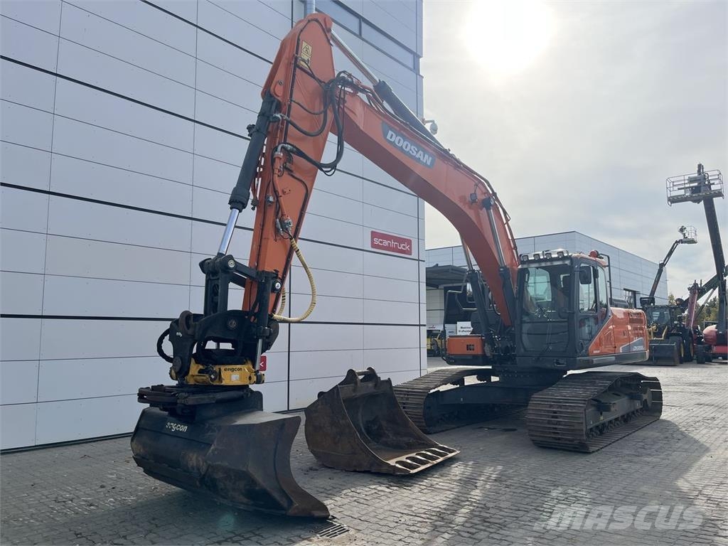 Doosan DX255LC-5 حفارات زحافة