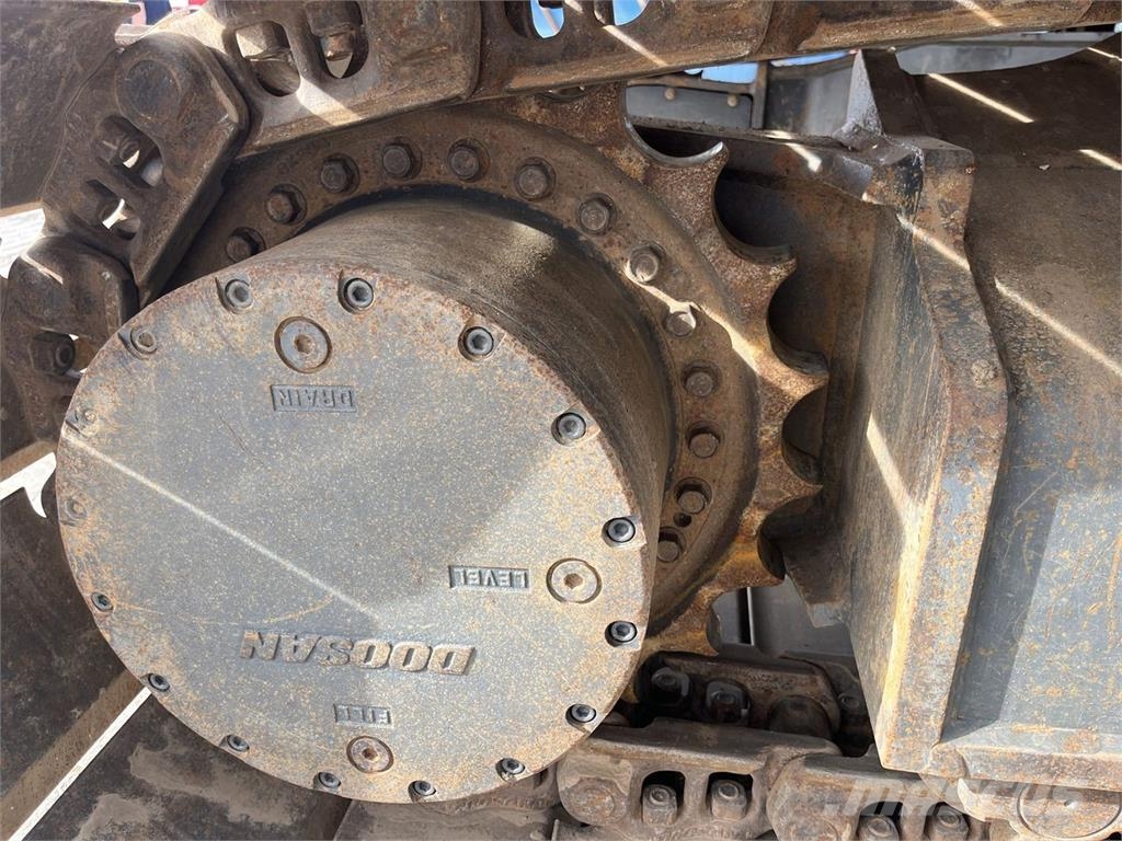 Doosan DX255LC-5 حفارات زحافة