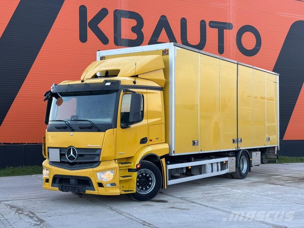 Mercedes-Benz Actros 1827 4x2 LOW MILEAGE ! / BOX L=8236 mm Dobozos teherautók