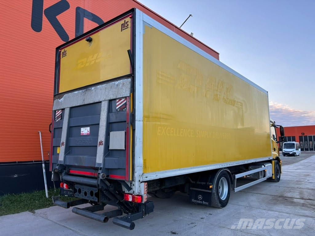Mercedes-Benz Actros 1827 4x2 LOW MILEAGE ! / BOX L=8236 mm Dobozos teherautók