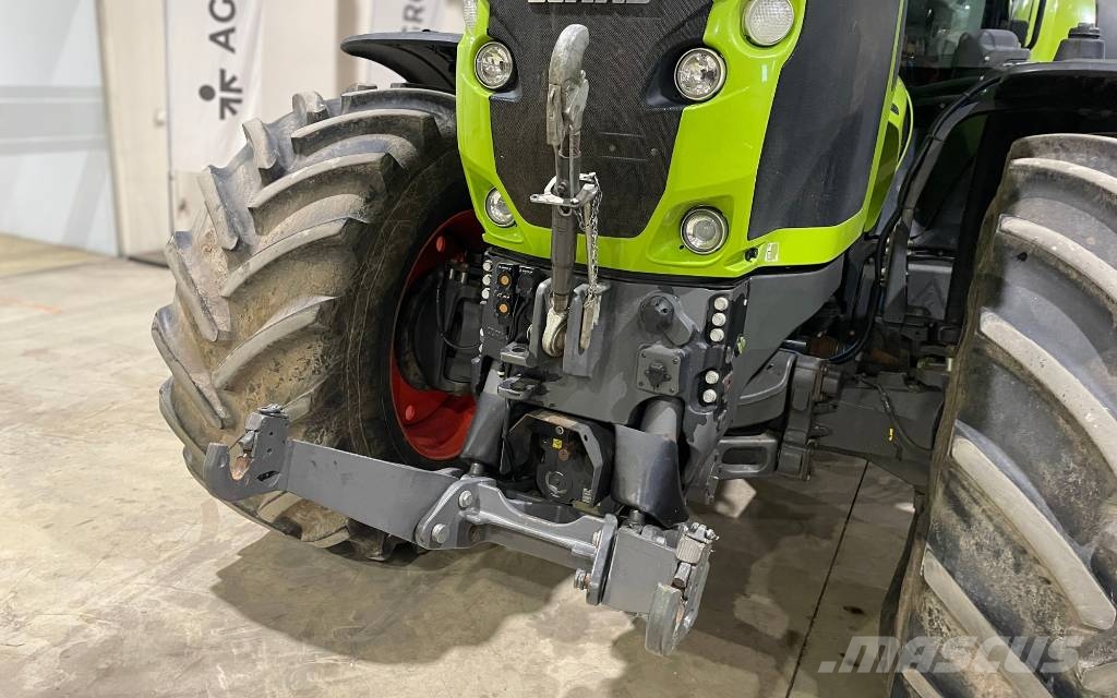 CLAAS Axion 950 Cmatic Tractoare