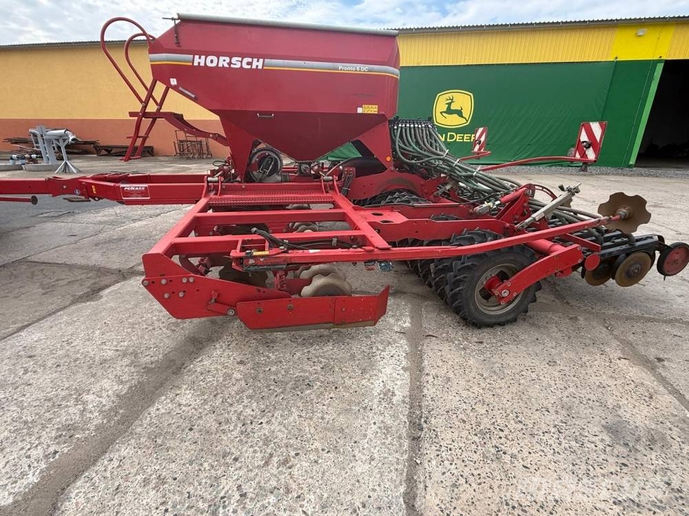 Horsch Pronto 6 DC مثاقيب مدمجة