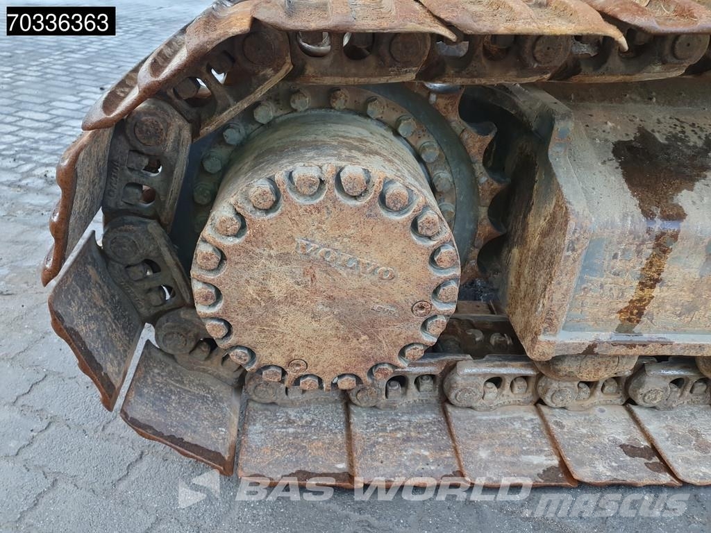 Volvo EC300 E L حفارات زحافة